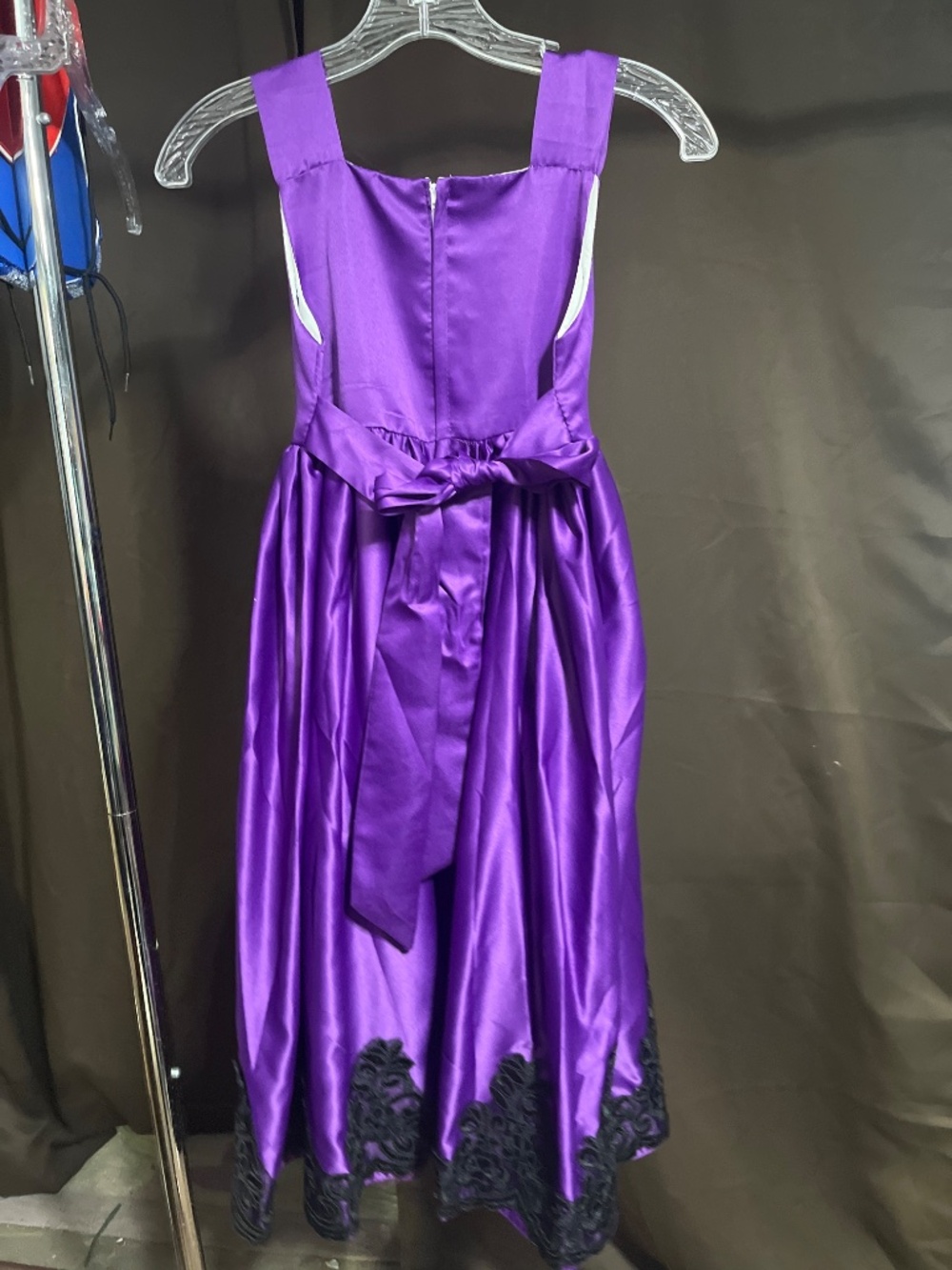 Dress - Picture 2 of 3